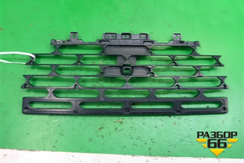 Решетка радиатора (внутренняя часть, под камеру) (863A5CG000) для Hyundai Staria с 2021г (Стариа)