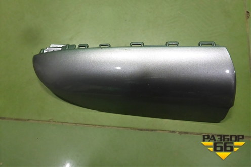 Накладка двери передней правой (809401KB0A) для Nissan Juke (F15) с 2011г
