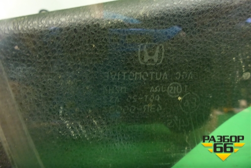 Стекло двери передней правой для Honda Accord(CU-CW) с 2008-2013г