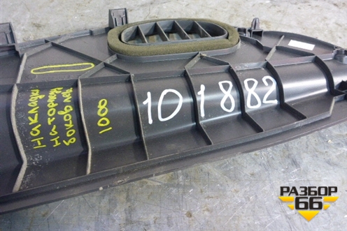 Накладка на торпедо  (Левая боковая) (A9406802706) для Mercedes Benz  TRUCK Axor 2 с 2004г