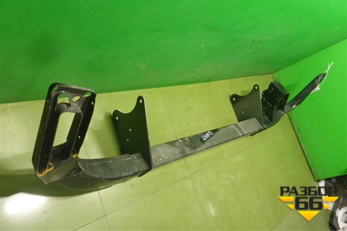 Усилитель переднего бампера  (710W416155073) для Sitrak  C7H