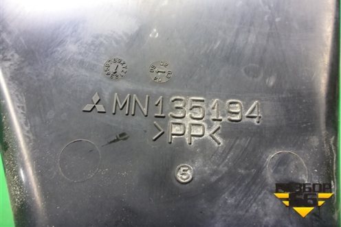 Воздухозаборник воздушного фильтра (MN135194) для Mitsubishi Lancer-9  с 2003-2008г