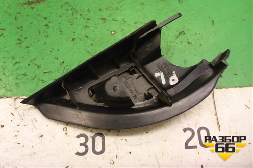 Накладка двери передней левой уголок (MR441631) для Mitsubishi Lancer-9  с 2003-2008г