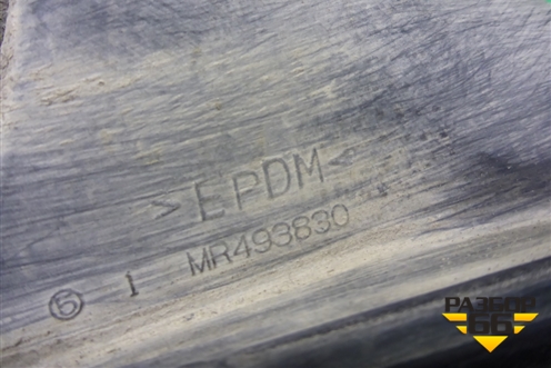 Пыльник рулевой колонки (MR493830) для Mitsubishi Lancer-9  с 2003-2008г
