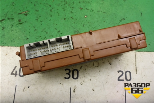Блок комфорта (MR587873) для Mitsubishi Lancer-9  с 2003-2008г