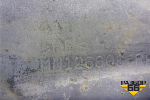 Локер передний правый (MN126808) для Mitsubishi Lancer-9  с 2003-2008г