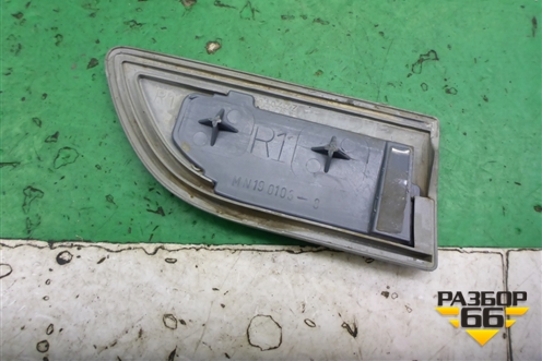 Накладка переднего крыла правого (нижняя) (MN190103) для Mitsubishi Lancer-9  с 2003-2008г