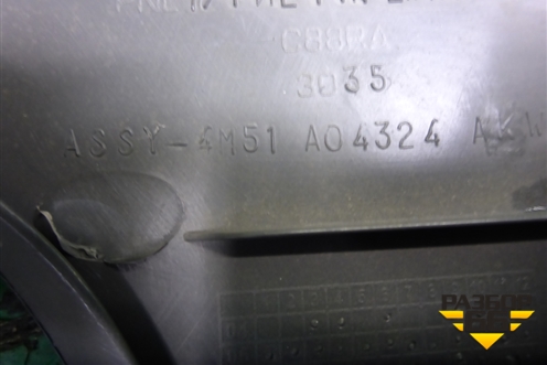 Накладка на торпедо (левая нижняя) (4M51A04324AKW) для Ford Focus 2 с 2008-2011г