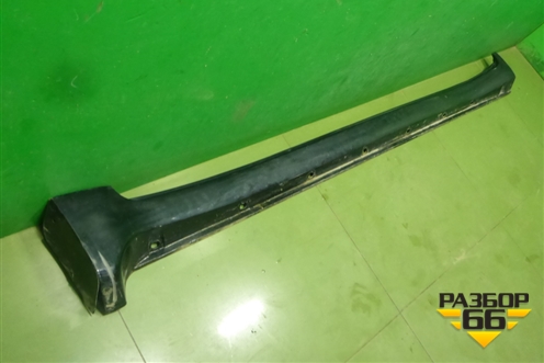Накладка на порог наружная левая (7586060040) для Toyota Land Cruiser (200) с 2008г
