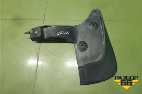 Брызговик задний правый (до 2015г) (7662160150) для Toyota Land Cruiser (200) с 2008г