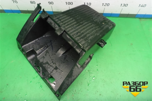 Бардачок (4M51A06044AEW) для Ford Focus 2 с 2008-2011г