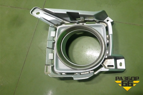 Накладка ПТФ левая (после 2012г до 2015г) (5212860120) для Toyota Land Cruiser (200) с 2008г
