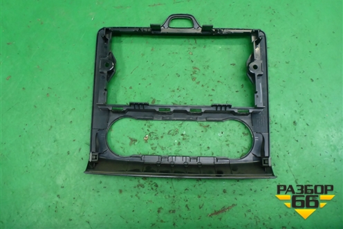 Рамка магнитолы (4M5118522BGW) для Ford Focus 2 с 2008-2011г