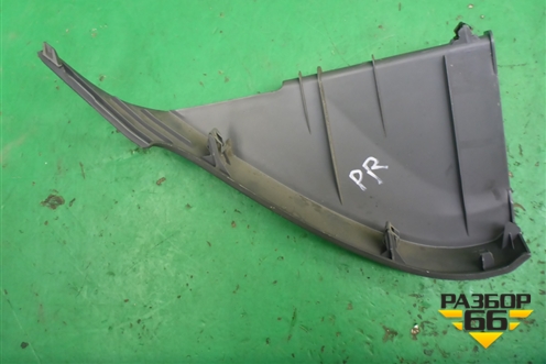 Накладка на торпедо (боковая правая) (4M51A044C60AFW) для Ford Focus 2 с 2008-2011г