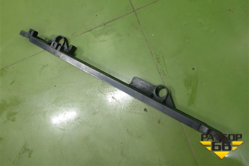 Кронштейн радиатора правый для Toyota Land Cruiser (200) с 2008г