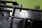 Кронштейн переднего бампера правый (после 2015г) (5211560250) для Toyota Land Cruiser (200) с 2008г
