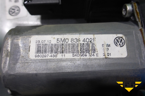 Стеклоподъёмник электрический задний правый (5M0839402F) для Volkswagen Golf V Plus с 2005-2014г