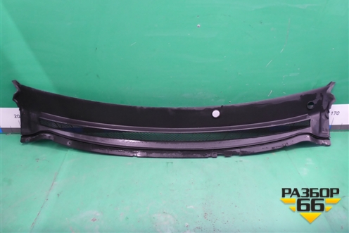 Решетка стеклоочистителей (4M51A02216AG) для Ford Focus 2 с 2008-2011г