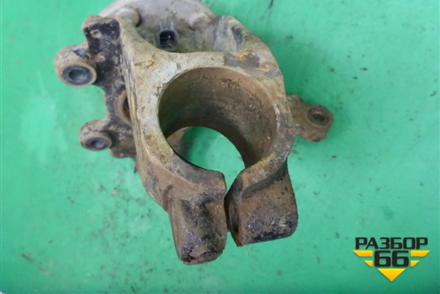 Кулак поворотный передний правый (3M513K170) для Ford Focus 2 с 2008-2011г