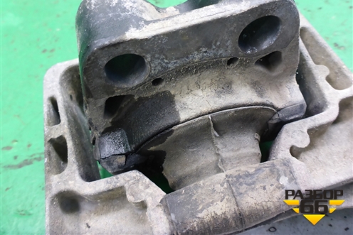 Опора двигателя правая ( 1.6л SHDA) для Ford Focus 2 с 2008-2011г
