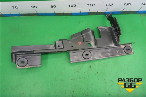 Дефлектор радиатора правый (3M5110B738BB) для Ford Focus 2 с 2008-2011г