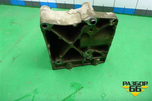 Кронштейн компрессора кондиционера (1.6л SHDA) для Ford Focus 2 с 2008-2011г