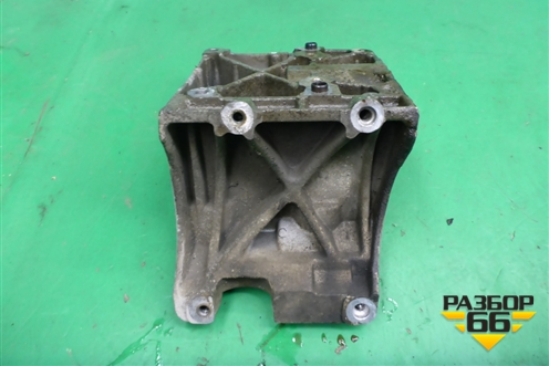 Кронштейн компрессора кондиционера (1.6л SHDA) для Ford Focus 2 с 2008-2011г