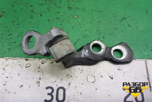Петля двери передней правой нижняя для Ford Focus 2 с 2008-2011г