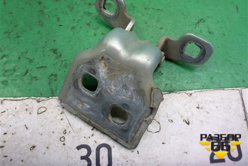 Петля двери задней левой нижняя для Renault Logan с 2004-2015г