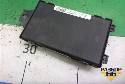 Блок комфорта (8200564718) для Renault Logan с 2004-2015г