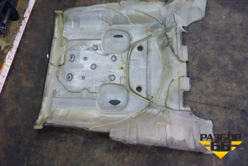 Покрытие напольное  (Центральная часть) (A9406803303) для Mercedes Benz  TRUCK Axor 2 с 2004г