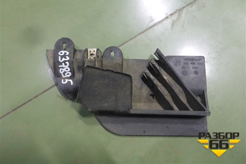 Брызговик задний правый (1K8854856) для Volkswagen Scirocco с 2008г