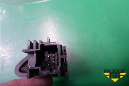Кнопка аварийной сигнализации (252907372R) для VAZ XRAY с 2016г