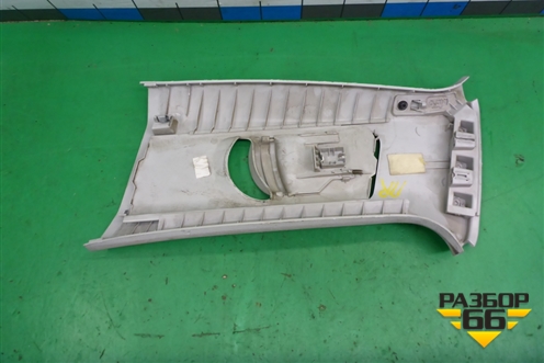 Обшивка стойки центральная верхняя правая (6RU867244E) для Volkswagen Polo (седан) с 2010г