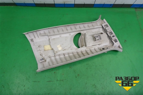 Обшивка стойки центральная верхняя левая (6RU867243E) для Volkswagen Polo (седан) с 2010г