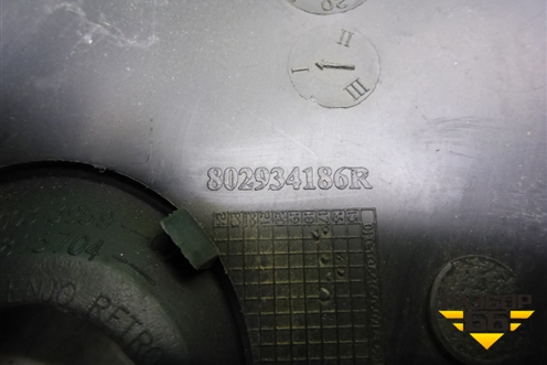 Накладка двери передней левой уголок (802934186R) для VAZ XRAY с 2016г