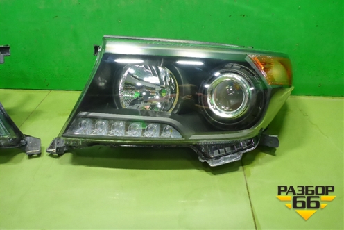 Фара L+R комплект (после 2012г до 2015г ксенон с блоками и лампами) для Toyota Land Cruiser (200) с 2008г