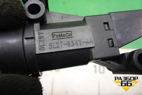 Кнопка аварийного отключения топлива (5L2T9341AA) для Ford Focus 2 с 2008-2011г