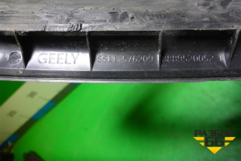 Стекло глухое левое (5085107000) для Geely Emgrand 7 (SS11) с 2021г