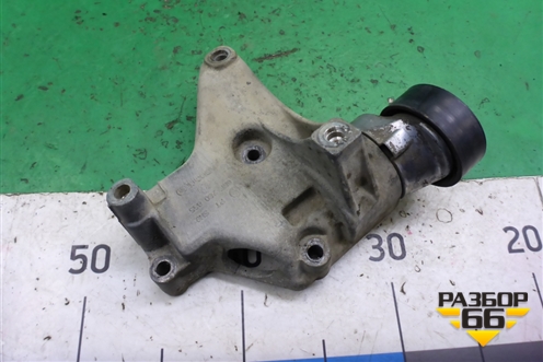 Кронштейн компрессора кондиционера (1.6л CFN)  (6RF260885) для Volkswagen Polo (седан) с 2010г