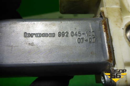 Моторчик стеклоподъёмника передний левый (6982005050) для Toyota Avensis с 2003-2009г