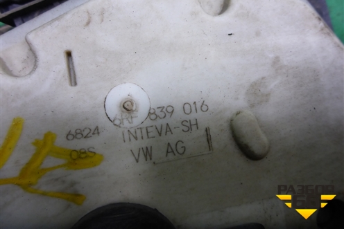 Замок двери задней правой (6RF839016) для Volkswagen Polo (седан) с 2010г