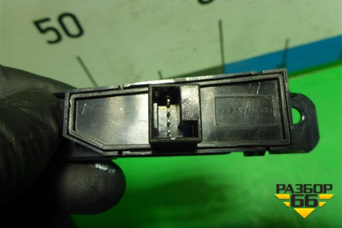 Кнопка центрального замка (96936168) для Chevrolet Cruze c 2009-2015г