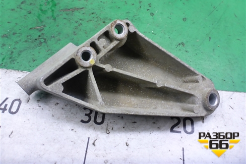 Кронштейн генератора (1.6л F16D3) (96352142) для Chevrolet Cruze c 2009-2015г