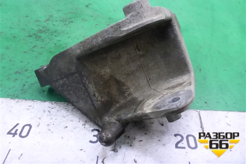 Кронштейн опоры двигателя задний (13248662) для Chevrolet Cruze c 2009-2015г