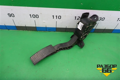 Педаль газа электронная (327271J500) для Hyundai Solaris с 2010-2016г