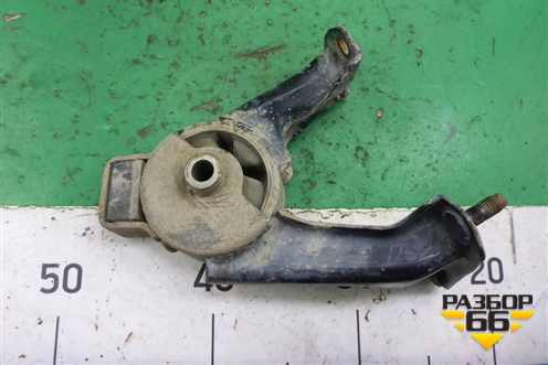 Опора двигателя задняя (1.6л 3ZZ) (1237122130) для Toyota Corolla (E12) с 2001-2007г