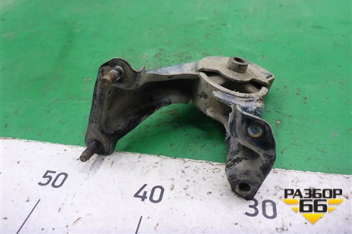 Опора двигателя задняя (1.6л 3ZZ) (1237122130) для Toyota Corolla (E12) с 2001-2007г