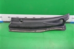Решетка стеклоочистителей левая (5570902070) для Toyota Corolla (E12) с 2001-2007г
