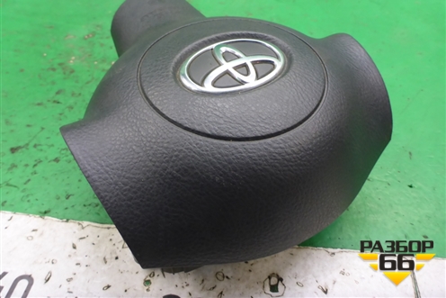 Подушка безопасности в рулевое колесо (4513002270) для Toyota Corolla (E12) с 2001-2007г